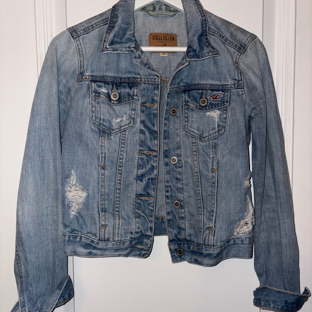 Hollister Women's Light Blue Distressed Jean Jacket